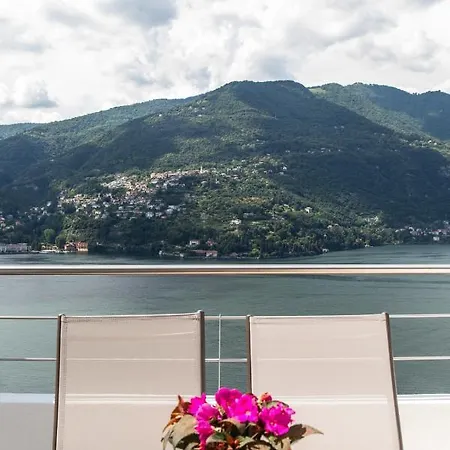 Vista Con Terrazza Lejlighed